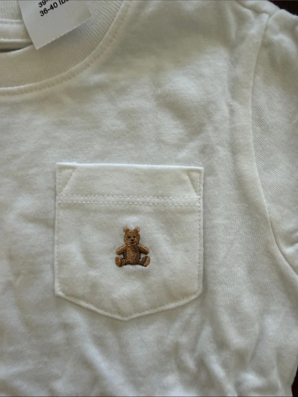Baby Gap White Pocket Tee with Teddy Embroidery Kid 4 yrs